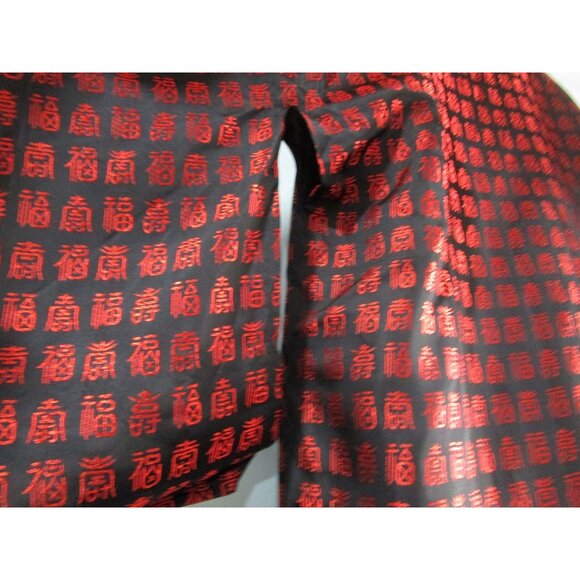 Kimono Style Robe Black Red Hanzi Funan Fu No Label Vintage EUC Sash Included - Picture 15 of 16